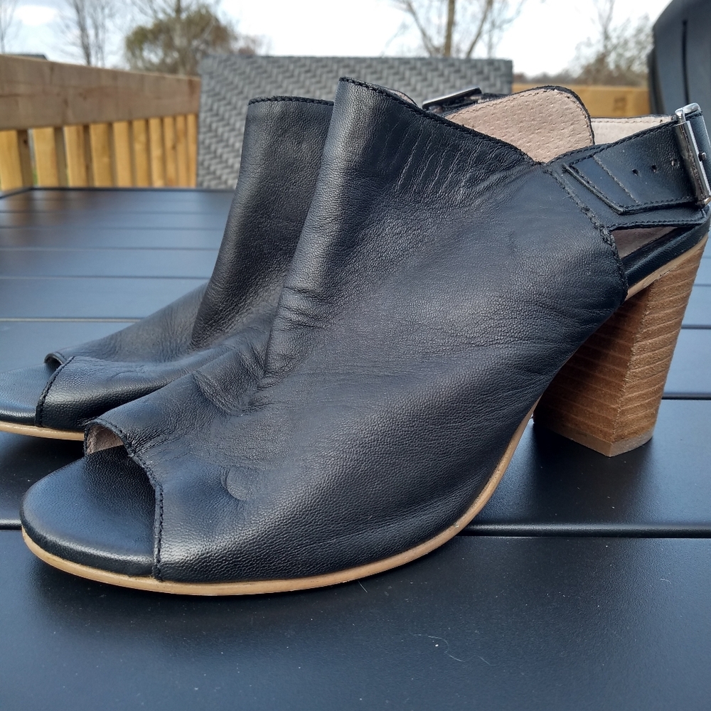 Women's Black Slingback Chunky Heel Sandals, Peep Toe, Size 8.5, Leather… - Picture 2 of 12